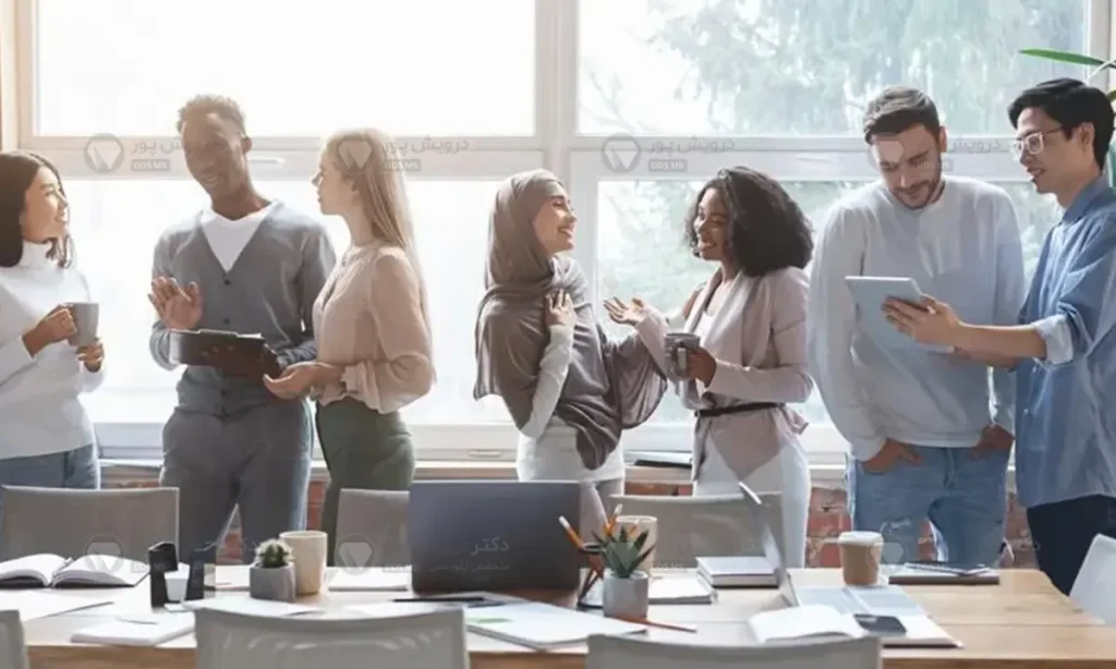 ارتودنسی سرامیکی برای افراد شاغل