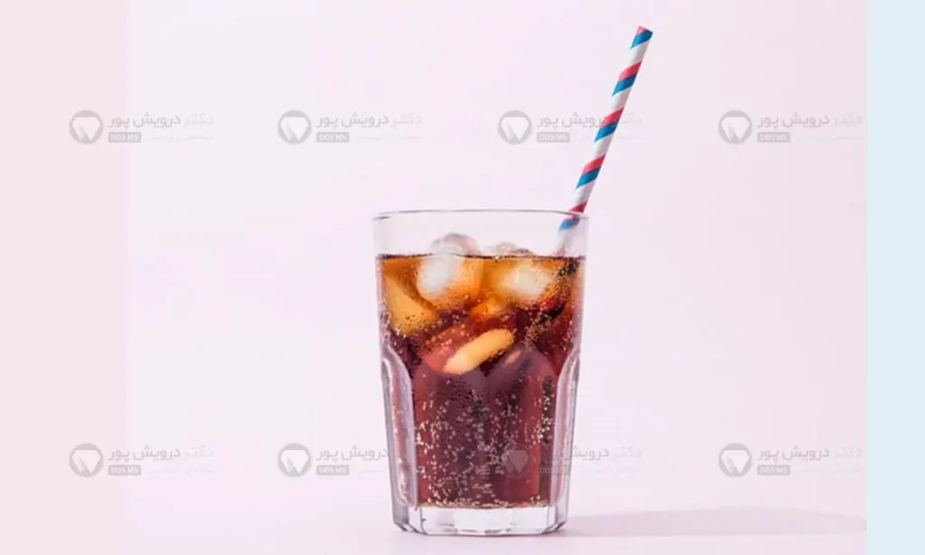 مصرف نوشابه با الاینرها شفاف